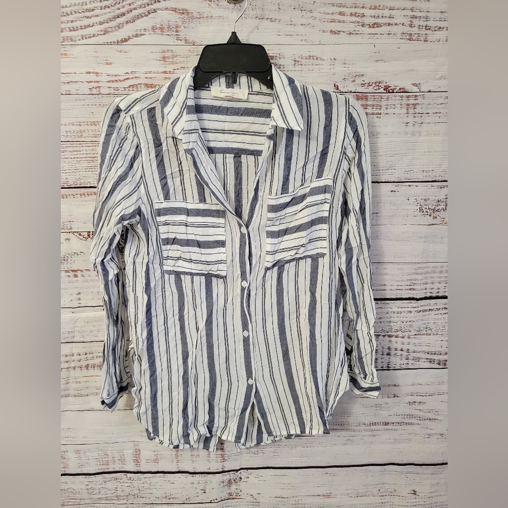 Vince Camuto XS Stripped Button-down